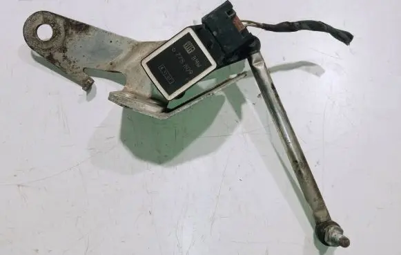 BMW 5 E60 E61 Headlight/headlamp level sensor 6778809