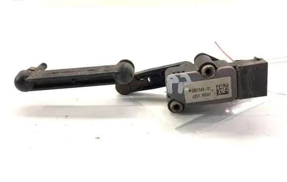 BMW X6 F16 Headlight/headlamp level sensor 6867646
