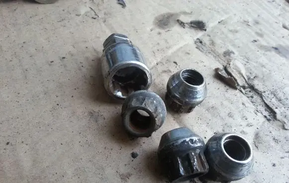 Ford Mondeo Mk III Nuts/bolts 
