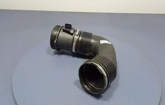 Audi Q7 4L Air intake hose/pipe 059129616S