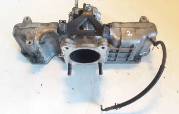Toyota Avensis T250 Intake manifold 171110R010
