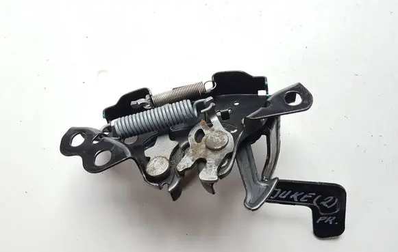 Nissan Juke I F15 Engine bonnet/hood lock/catch 