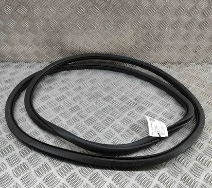 Mercedes-Benz GLE W167 Rubber seal front coupe door A1676971800