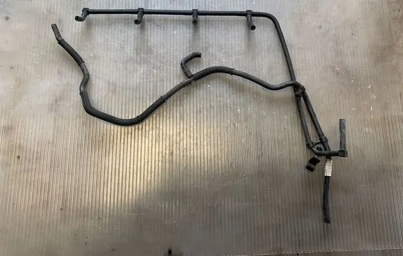 Chevrolet Captiva Fuel injector supply line/pipe 226149