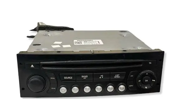 Peugeot Expert Radio/CD/DVD/GPS head unit 98016070XT01