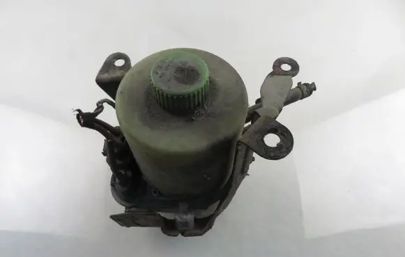 Seat Ibiza III (6L) Power steering pump 6Q0423156M