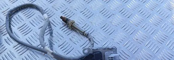 Peugeot 5008 Lambda probe sensor 9817308880
