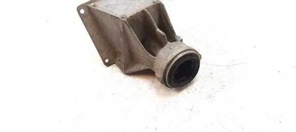 BMW X3 E83 Driveshaft support bearing bracket 7516067
