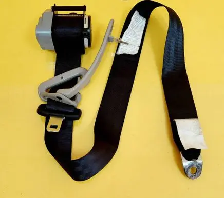 Nissan Almera Rear seatbelt 0424093