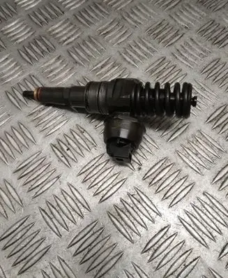 Skoda Octavia Mk2 (1Z) Fuel injector 38130073AG
