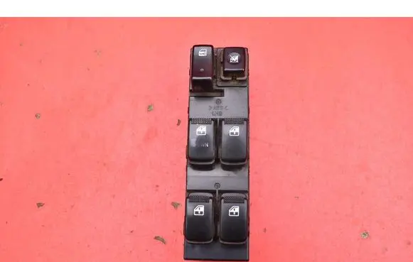 KIA Sportage Electric window control switch 