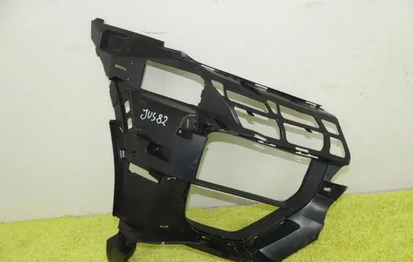 Porsche Macan (95B) Front bumper mounting bracket 95C807178