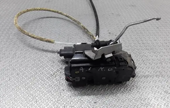 Audi A6 S6 C5 4B Rear door lock 4B0839015G
