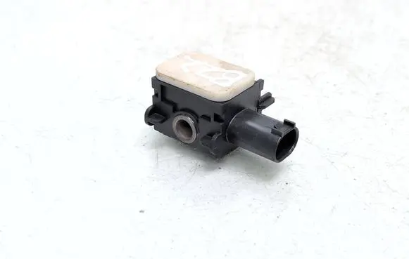 Mercedes-Benz ML W164 Airbag deployment crash/impact sensor 0038202826