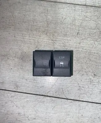 Traction control (ASR) switch
