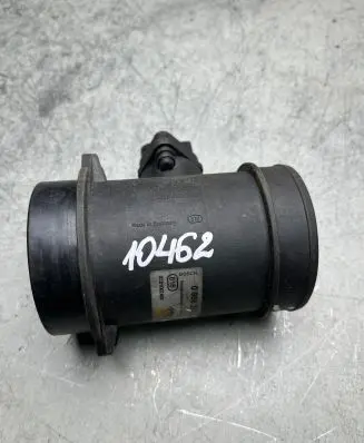 Audi A4 S4 B5 8D Mass air flow meter 0281002403