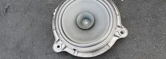 Nissan X-Trail T32 Rear door speaker 281563SG0A