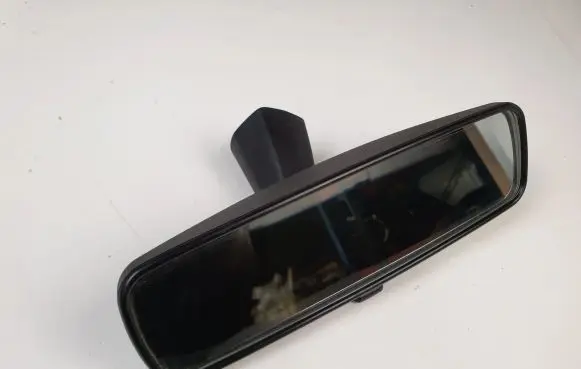 Peugeot 208 Rear view mirror (interior)