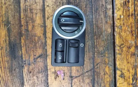 Land Rover Range Rover L322 Light switch 037094056 LRGYUD000161PUY