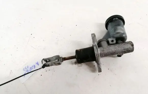 Nissan Terrano Clutch master cylinder