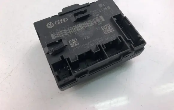 Audi A5 8T 8F Other control units/modules 8T0959793P