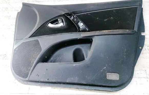 Toyota Avensis T270 Front door card panel trim 6777705040 67777-05040