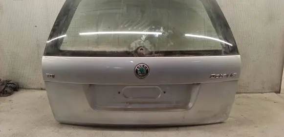 Skoda Octavia Mk2 (1Z) Tailgate/trunk/boot lid 