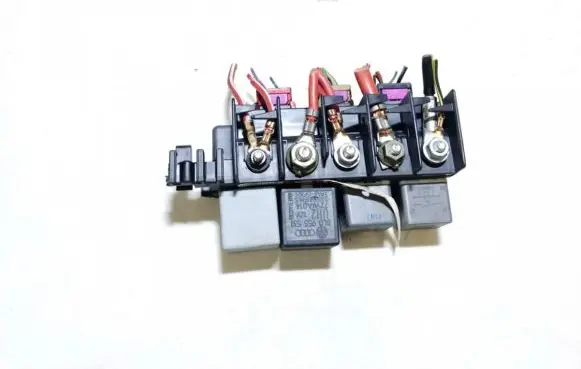 Audi A3 S3 8L Fuse box set 8l0941822