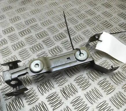 Audi A6 etron 85E Fender mounting bracket 85E821168 85E821167