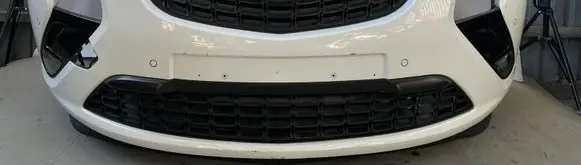 Opel Zafira C Front bumper 13267254 1400466 13267252