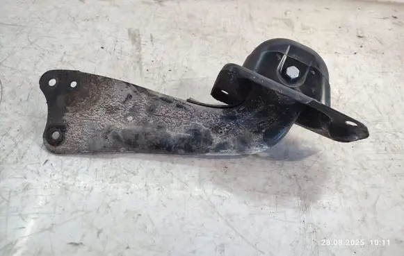 Skoda Superb B6 (3T) Rear control arm
