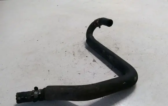 Toyota Avensis T250 Engine coolant pipe/hose
