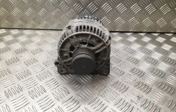Volkswagen PASSAT B5 Generator/alternator 028903028
