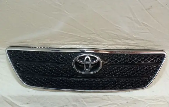 Toyota Yaris Front bumper upper radiator grill 5311402010 5310002010
