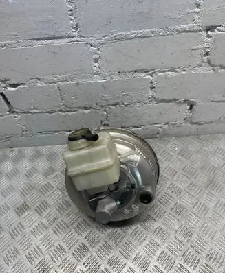 BMW 5 F10 F11 Brake booster 6726013