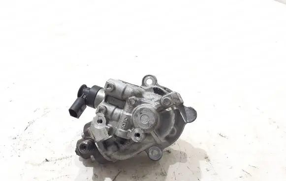 Mercedes-Benz GLC C253 Fuel injection high pressure pump A6540704501