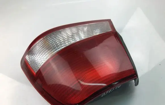 Hyundai Accent Tailgate rear/tail lights 1156NA