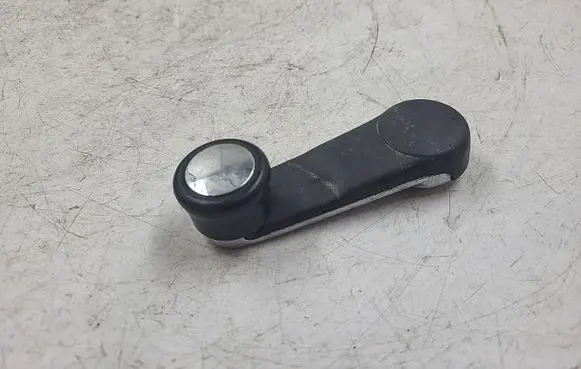 Audi A4 S4 B5 8D Rear door window winding handle 