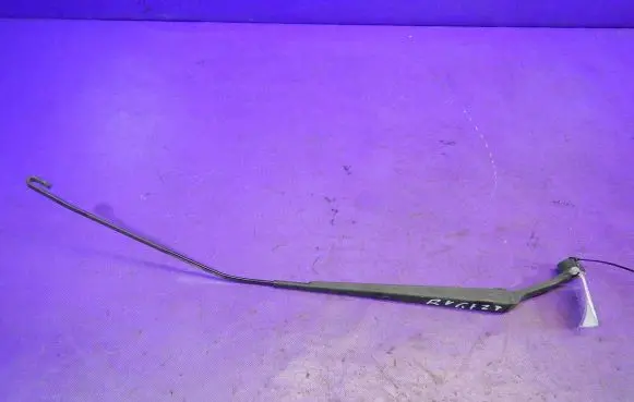 Mazda 2 Front wiper blade arm