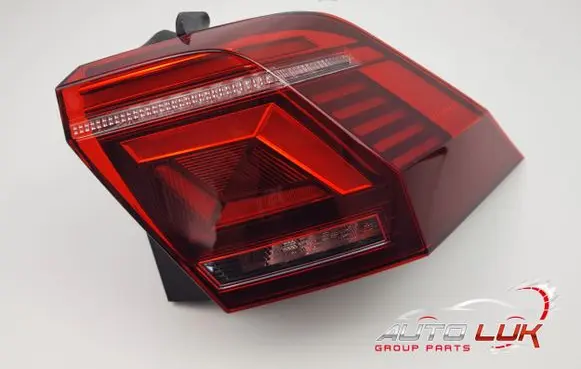 Volkswagen Tiguan Rear/tail lights 5NA945208