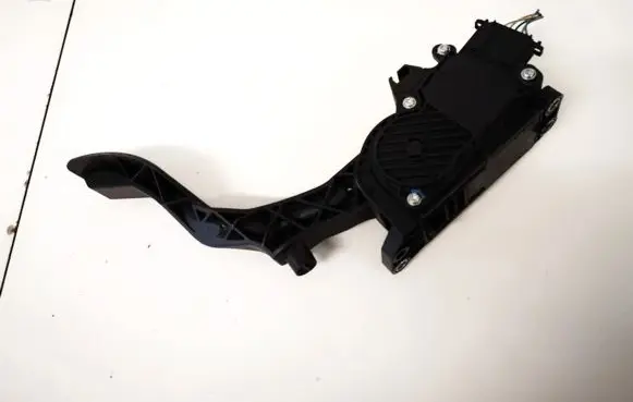 Volkswagen Fox Accelerator throttle pedal 6q2721503e 0280755067
