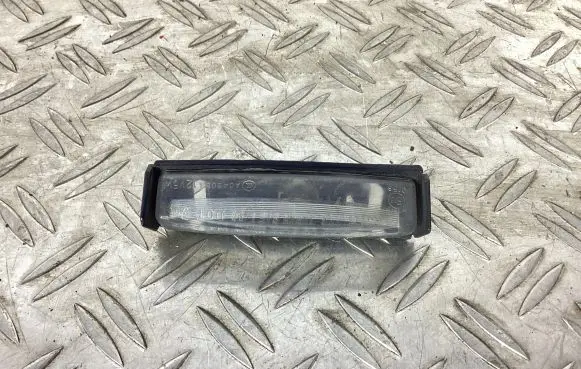 Lexus RX 330 - 350 - 400H Number plate light 