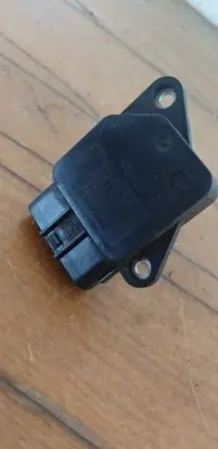 Toyota Corolla Verso AR10 Mass air flow meter 222040J010