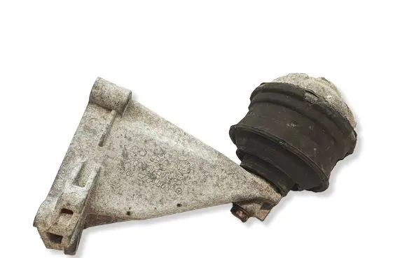 Mercedes-Benz SLK R171 Engine mounting bracket A2712231204