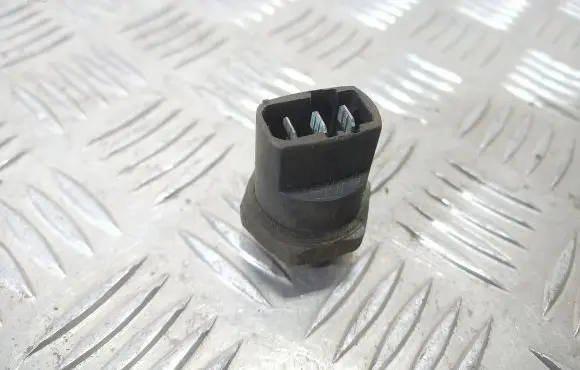 Coolant temperature sensor