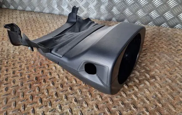 Steering wheel column trim
