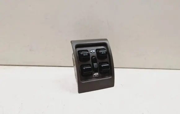 Chrysler PT Cruiser Electric window control switch 0UK931L8AB 30505L