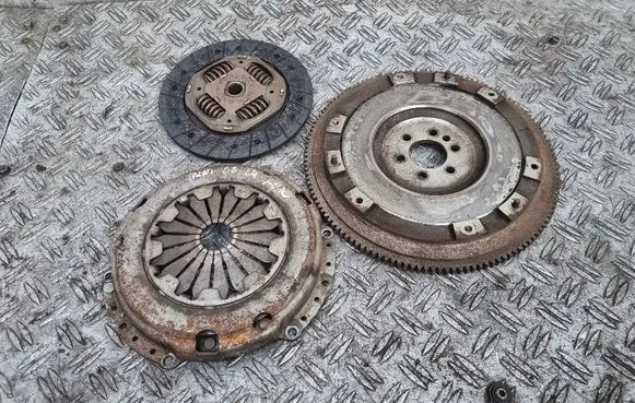 Mini One - Cooper Coupe R56 Clutch set kit 7568714 701459 7557169