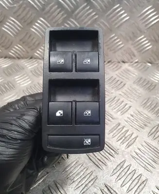 Opel Insignia A Electric window control switch 13305011