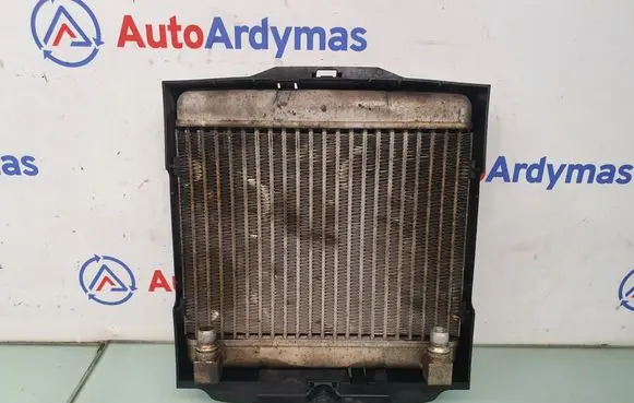 Engine oil radiator